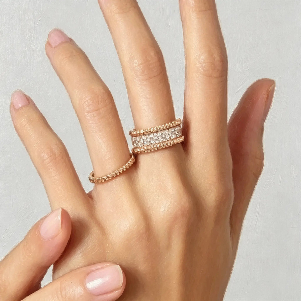 Van Cleef & Arpels Perlée collection gold bead ring