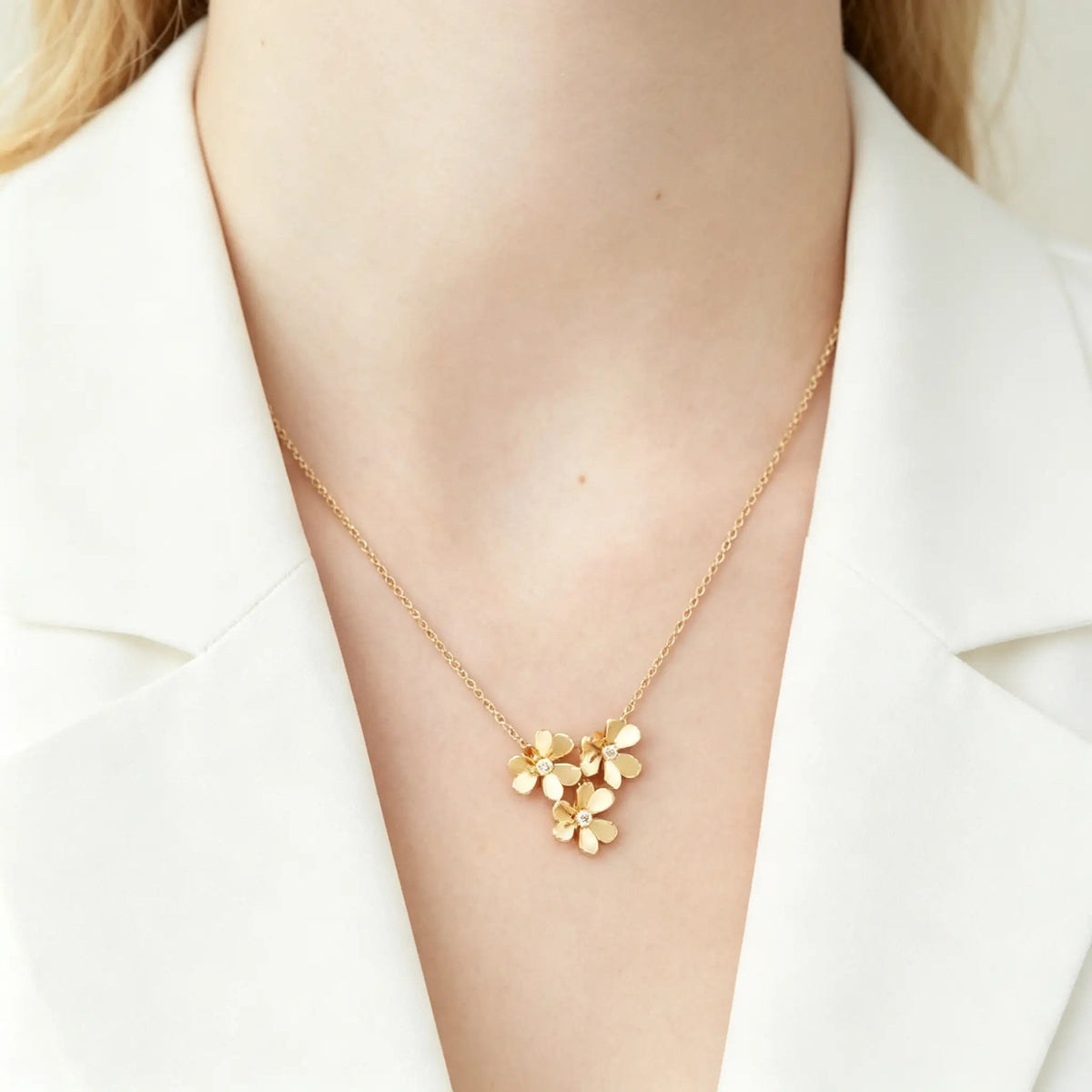 Van Cleef & Arpels Frivole Collection Mini Three-Flower Diamond Necklace
