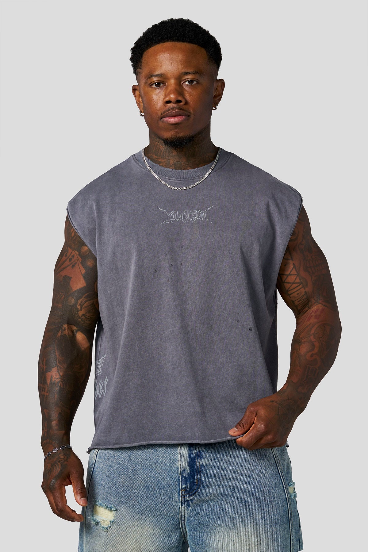 3096 - Eagle Cutoffs