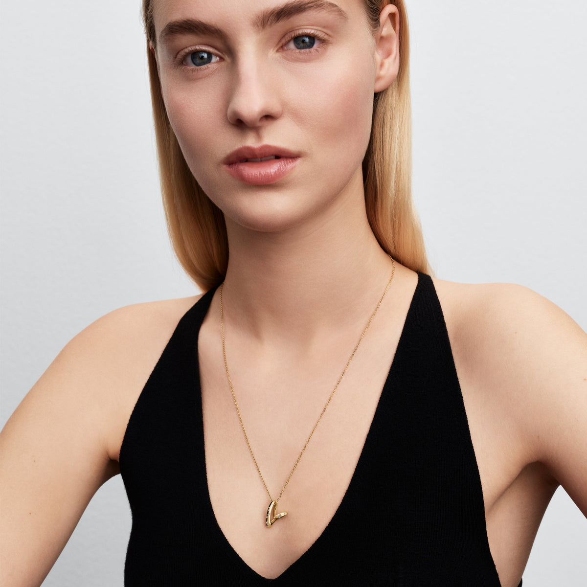 Pandora Organically Shaped Stone-Set Heart Pendant Necklace