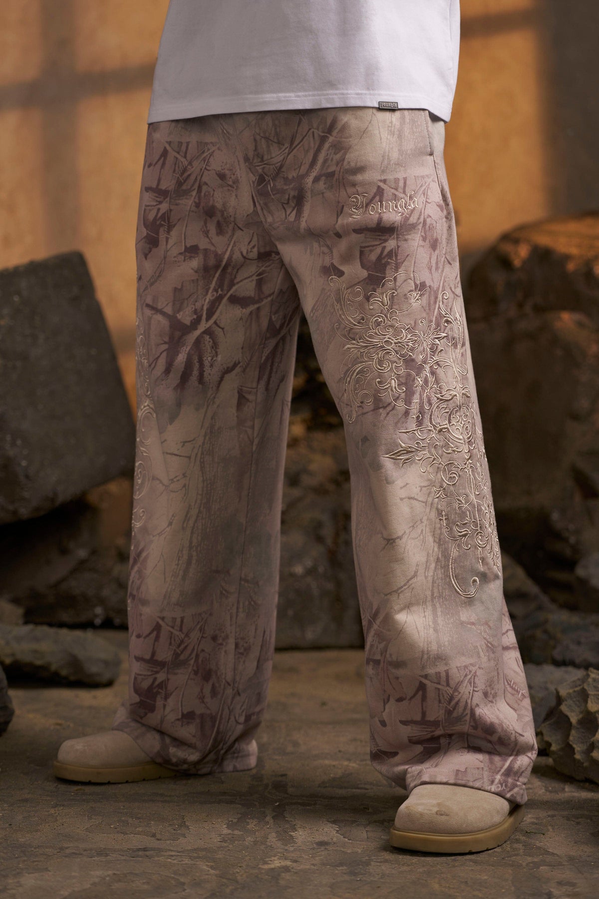 2061 - Threadmark Sweats